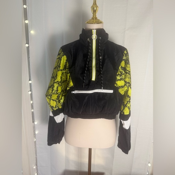 New Look Sport Black Neon Snake Print Cropped Windbreaker – M - Picture 9 of 9